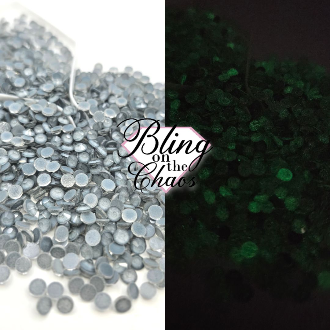 Glow Light Gray Rhinestone-Glass Rhinestones-Bling on the Chaos