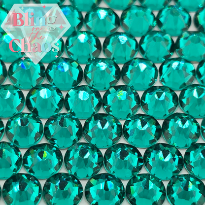 Lux Green Zircon 8x8 Cut