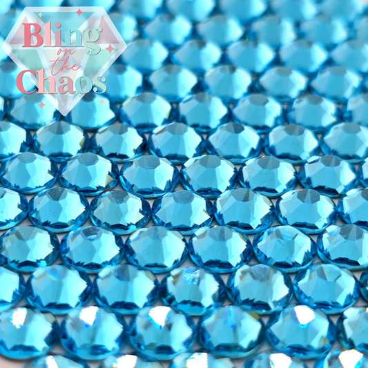 Lux Aquamarine 8x8 Cut