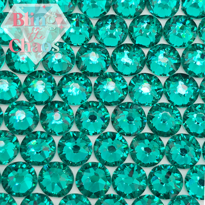 Lux Green Zircon 8x8 Cut